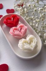 Rose Heart Candle - Image 3